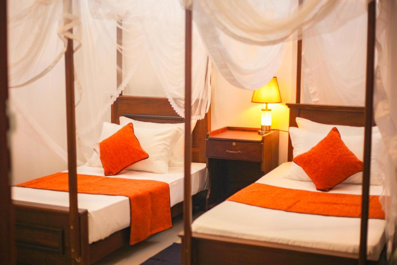 Bed and breakfast Mimoza Mirissa Extérieur photo